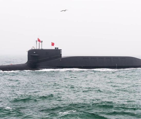 Китайские ВМС впервые продемонстрировали новую атомную подводную лодку